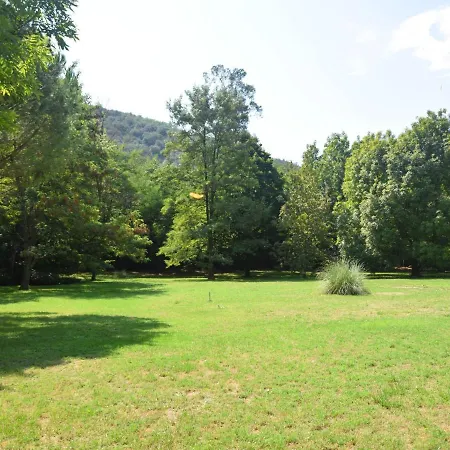 Peaceful Vacation Home With Pool In Ardeche Lalevade-d'Ardeche