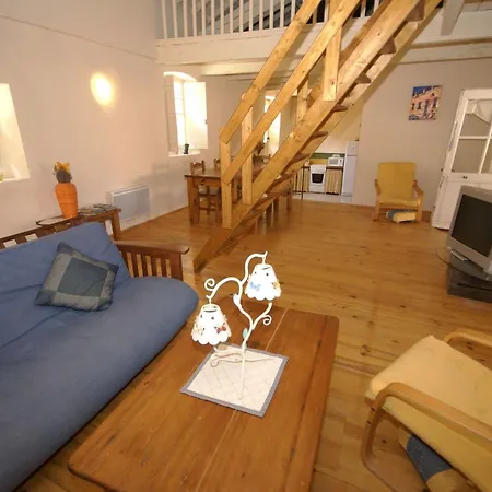 Peaceful Vacation Home With Pool In Ardeche Holiday home Lalevade-d'Ardeche