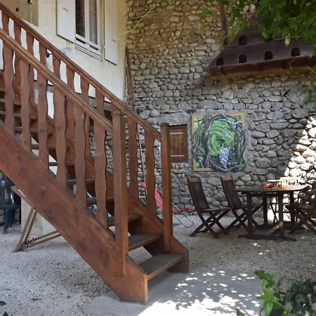 Peaceful Vacation With Pool In Ardeche Casa de Férias